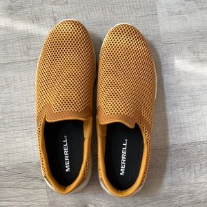 Merrill shoes. BRAND NEW.